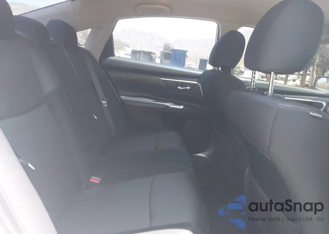 1N4AL3AP2GC245728: 42564437