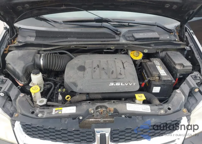 2C4RDGCG8ER137617: 42564448