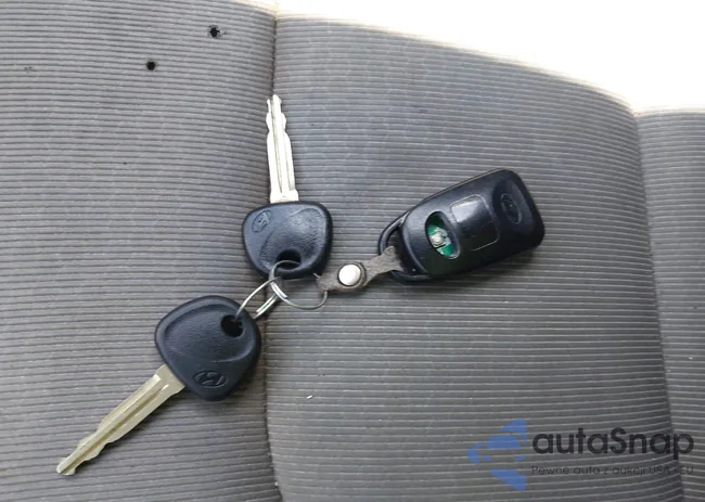 KMHD74LFXHU325792: 42565887