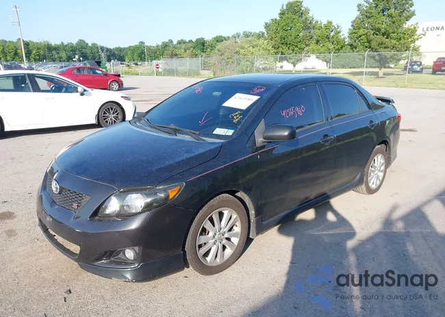 2T1BU4EE8AC302376: 42565980