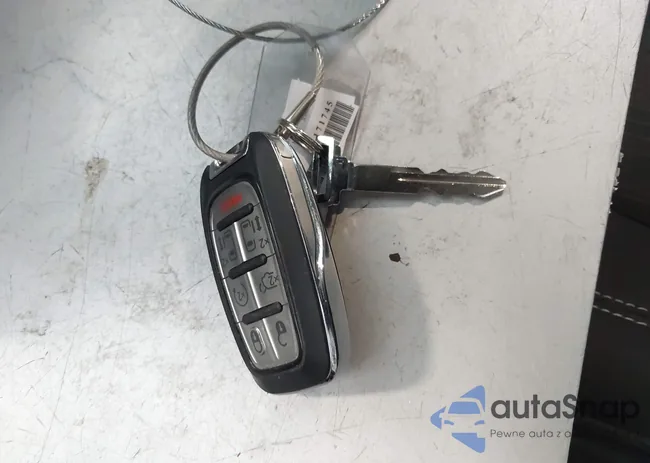 2C4RC1CG3RR171745: 42565151