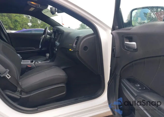 2C3CDXCT6GH330820: 42565191