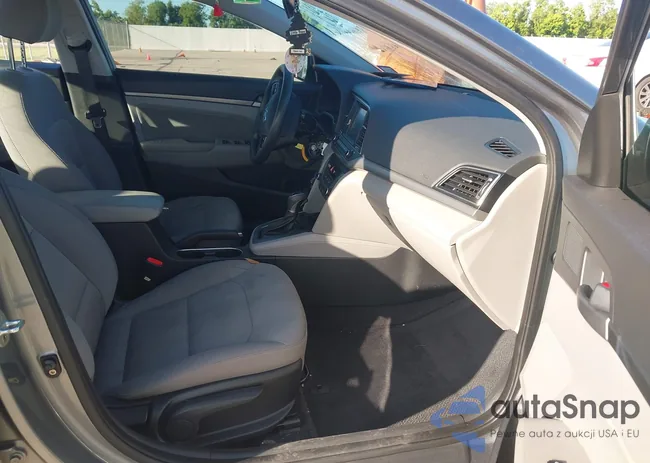 KMHD84LF5JU537468: 42565402