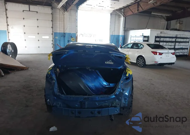 3MYDLBYVXHY180854: 42566795