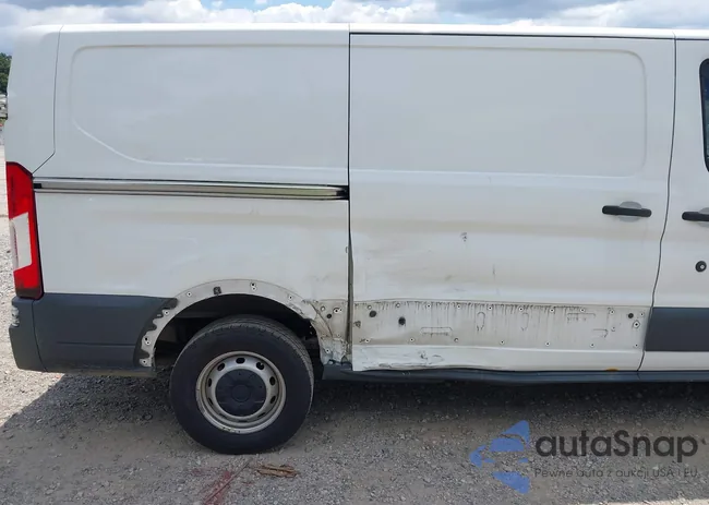 1FTYR1YM3JKA50564: 42566981