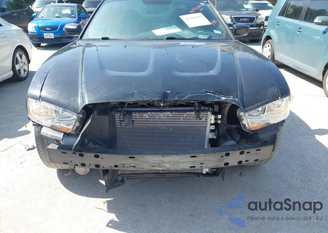 2C3CDXHG8DH557563: 42566306