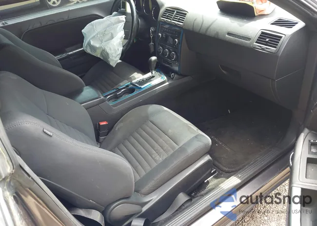 2C3CDYAGXEH107477: 42567558