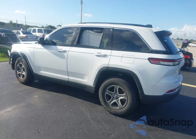 1C4RJGAG0N8616847: 42567588