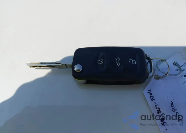 1VWAT7A33FC095039: 42567673