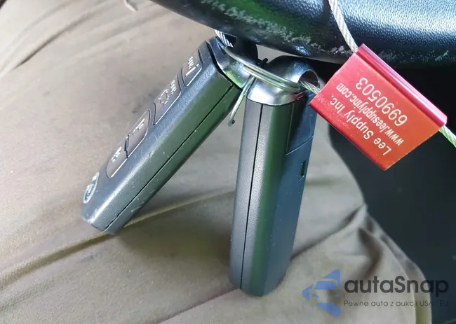 JM3TCBCY3K0303947: 42567701