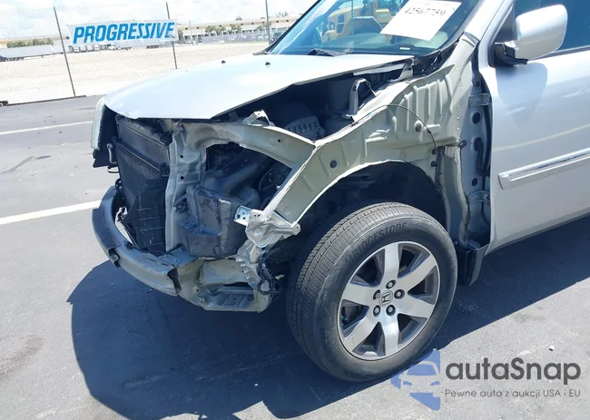 5FNYF3H94EB018225: 42567759