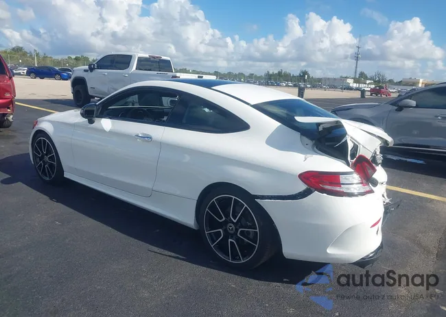 W1KWJ8DB9MG065062: 42567825