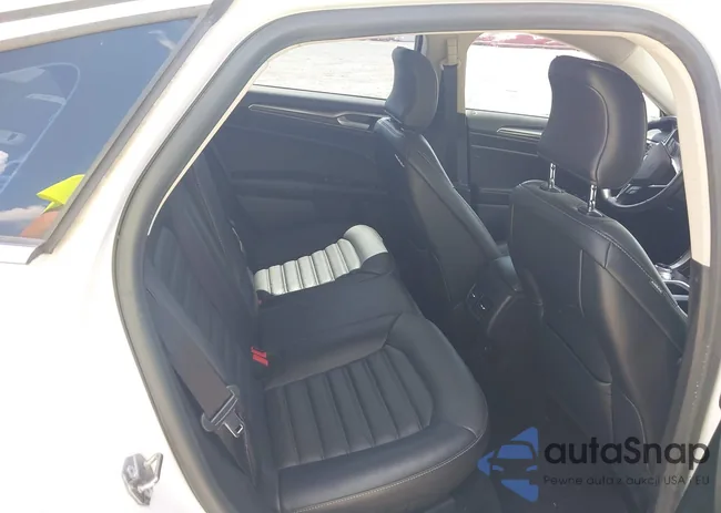 3FA6P0HD2HR298209: 42567828