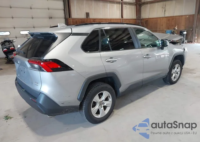 2T3P1RFV5MC180890: 42567858