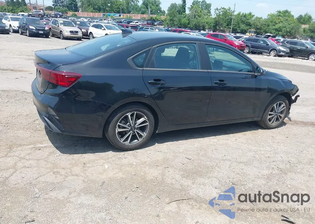 3KPF24ADXPE663221: 42567905