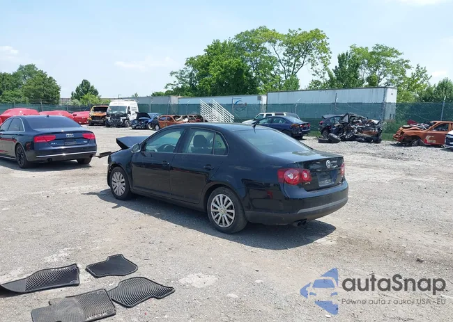 3VWJZ7AJ9AM002013: 42567916