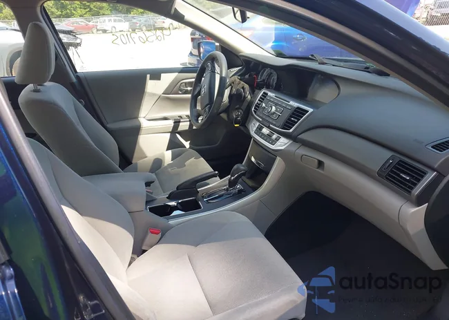 1HGCR2F30DA134346: 42567105