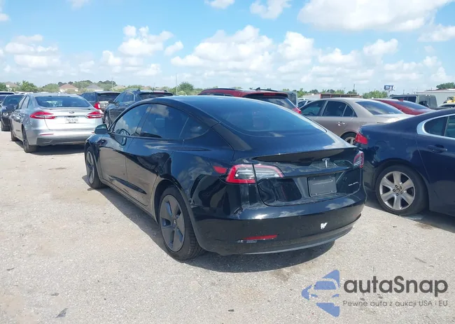 5YJ3E1EB9NF183003: 42567138