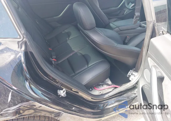 5YJ3E1EB9NF183003: 42567138