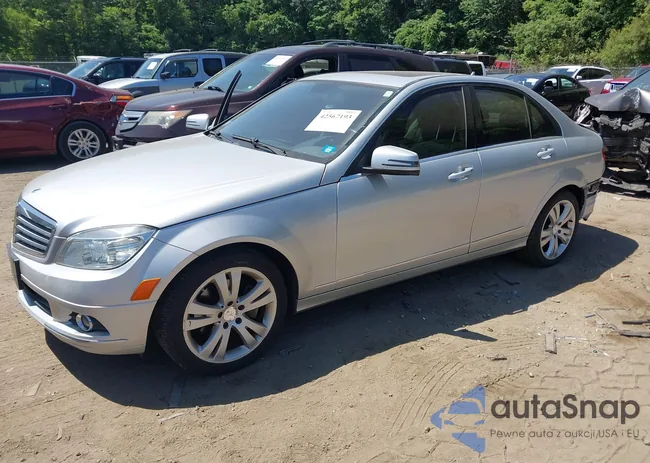 WDDGF8BBXAR105044: 42567193