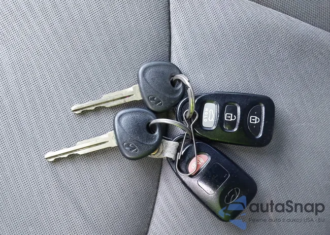 5NPDH4AE8BH022281: 42567284