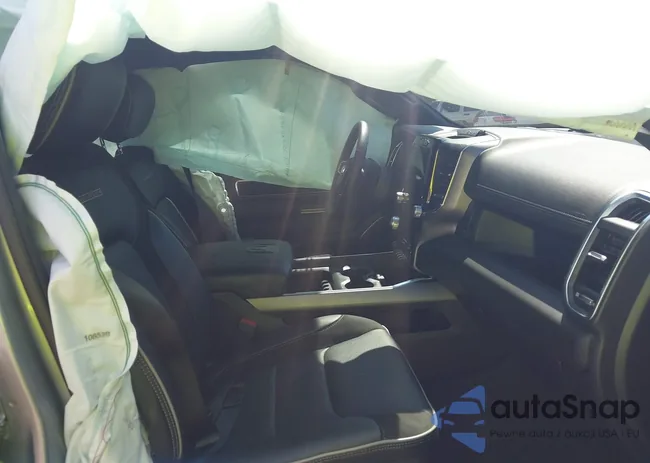 1C6SRFJT2RN107679: 42567311