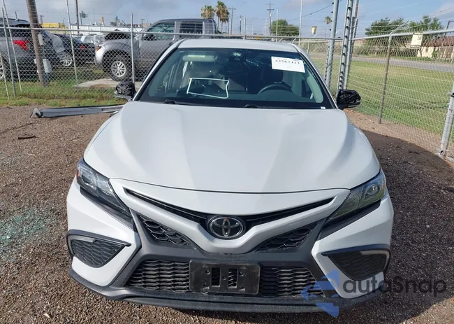 4T1G11AK9RU257516: 42567413