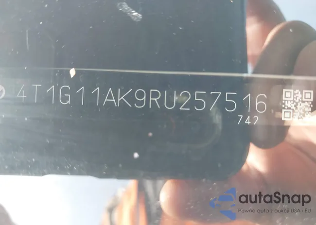 4T1G11AK9RU257516: 42567413