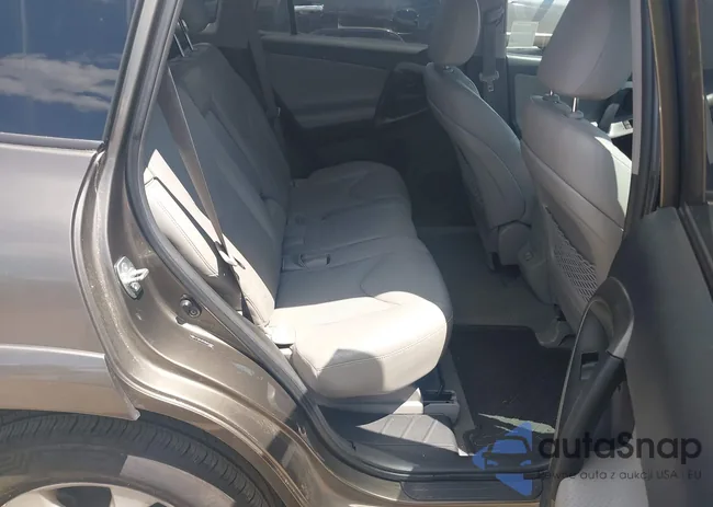 2T3DK4DV2BW042662: 42568646