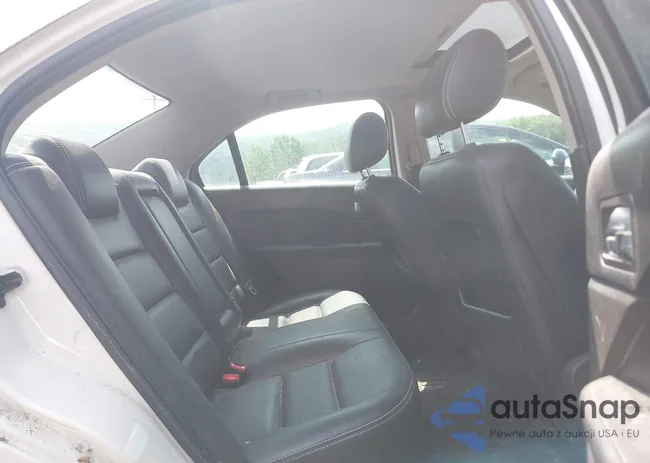 3FAHP07Z38R264138: 42569019