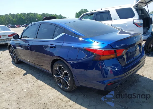 1N4BL4CV7RN361259: 42568203