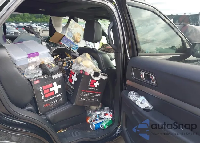 1FM5K8D88JGC61833: 42568233