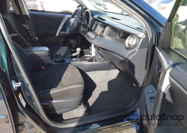 JTMZFREV5JJ208126: 42568280