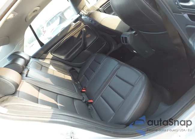 3VWRX7AJ8AM051566: 42568293