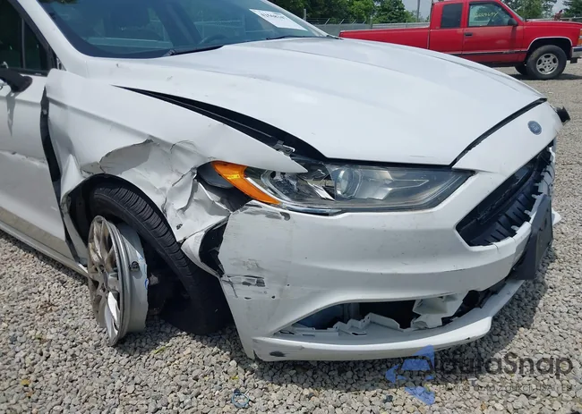 3FA6P0G71HR143808: 42568347