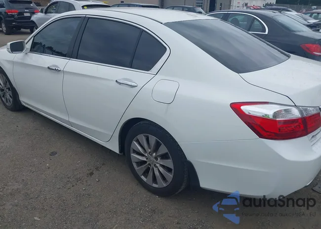 1HGCR2F87EA112938: 42569884