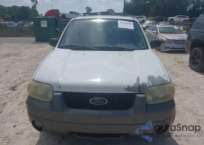 1FMCU03165KA57025: 42569198