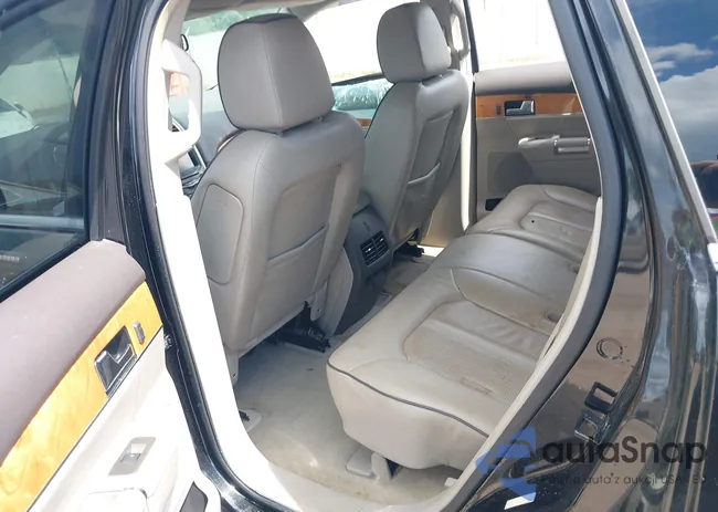 2LMDJ6JK8DBL48666: 42570610