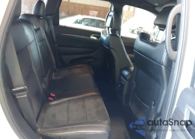 1C4RJFAG3JC120894: 42570630