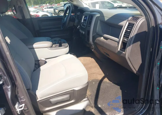 1C6RR7KT2DS646879: 42570766