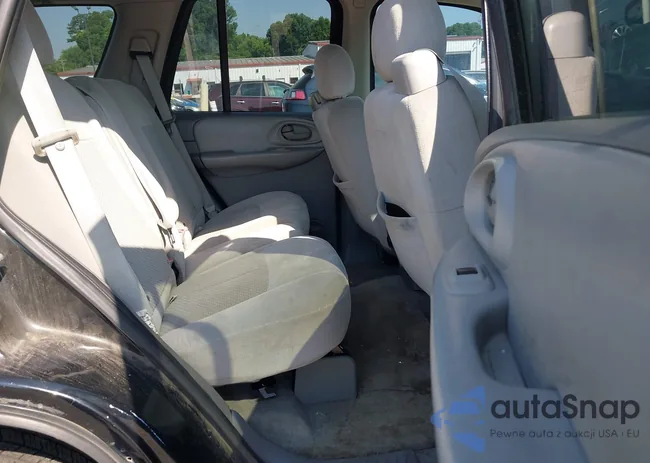 1GNDT13S182234361: 42570789