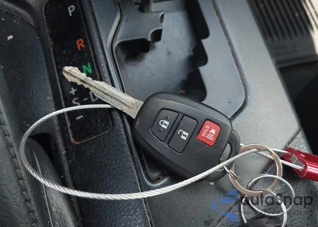 JTMBFREV0HJ112531: 42570843