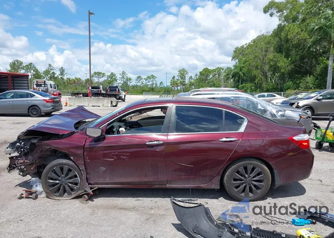 1HGCR2F87DA051993: 42570857