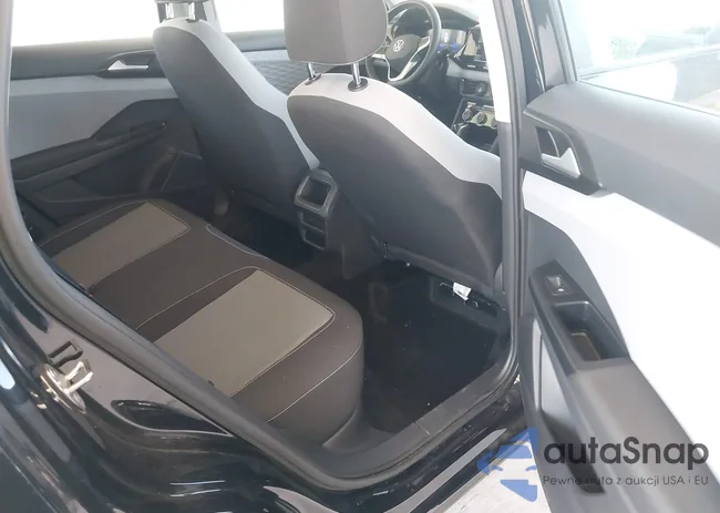 3VVDX7B20PM382463: 42570870