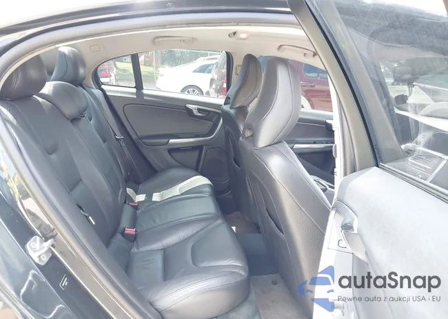 YV1612FS5E2276613: 42570902