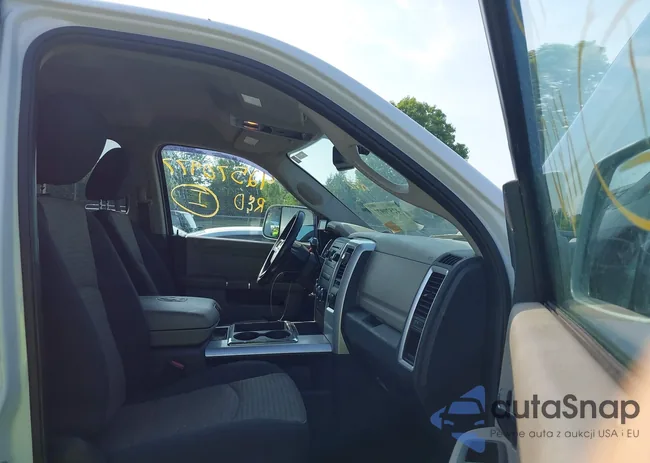 3D7UT2CL3AG159978: 42570977