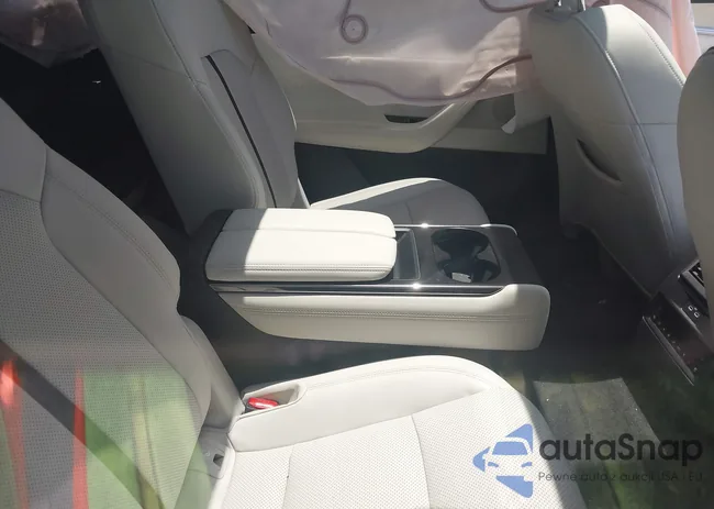 JM3KKEHC1R1115865: 42570996