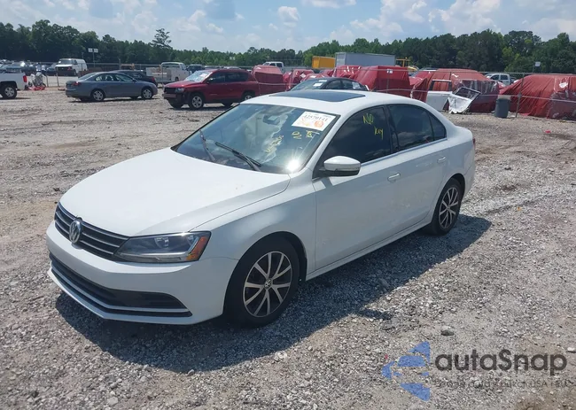 3VWDB7AJ0HM395900: 42570141