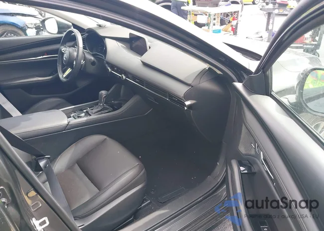 3MZBPBDM4PM365833: 42570204