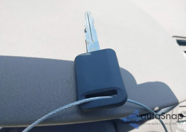 1N4BA41E27C831179: 42570246